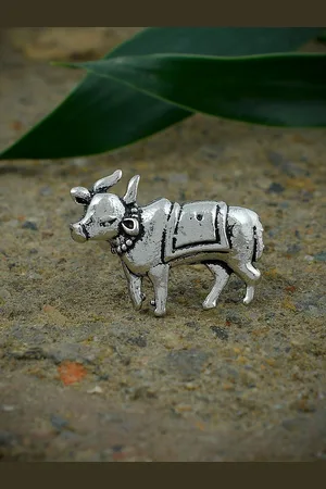 Silvermerc Designs Oxidised Silver Plated Cow Designed Adjustable Finger Ring