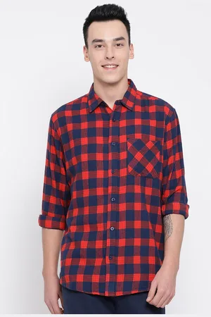 Oxolloxo Men Red & Navy Blue Regular Fit Checked Casual Shirt