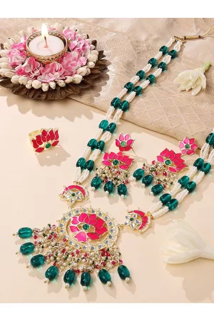 Zaveri Pearls Gold-Plated & Pink Stone-Studded & Beaded Jewellery Set