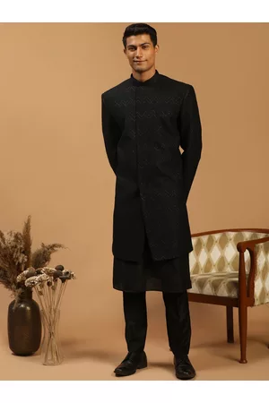 Vastramay Men Black Printed Slim-Fit Sherwani Set