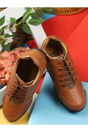 Red Chief Men Tan Brown Sneakers