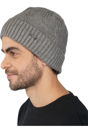 iSWEVEN Unisex Grey Beanie