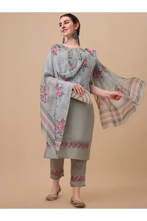 Berrylicious Women Floral Embroidered Thread Work Chanderi Cotton Kurta Set