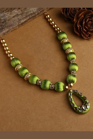 Akshara Clothing Girls Gold-Plated Necklace