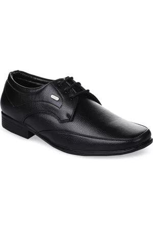 ACTION Men Black Solid Formal Derbys