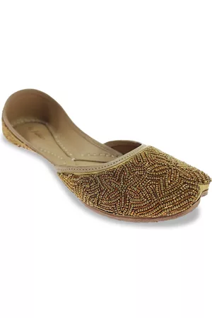 Fulkari Women Embellished Ethnic Mojaris Flats