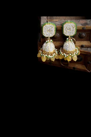 DUGRISTYLE Gold Plated Classic Jhumkas Earrings With Kundan & Pearls