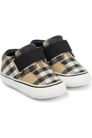 Burberry baby shoes best sale sale