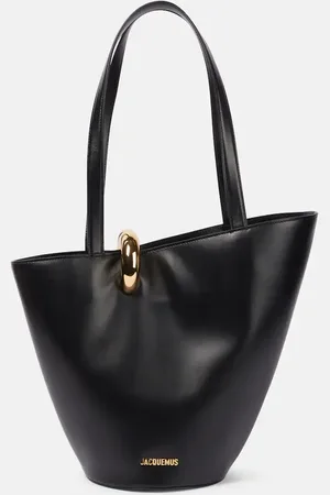 Jacquemus Bambola Medium leather bucket bag