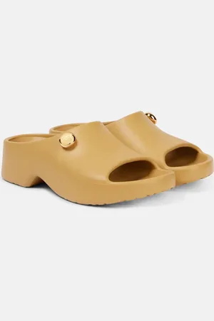 Loewe Anagram platform slides