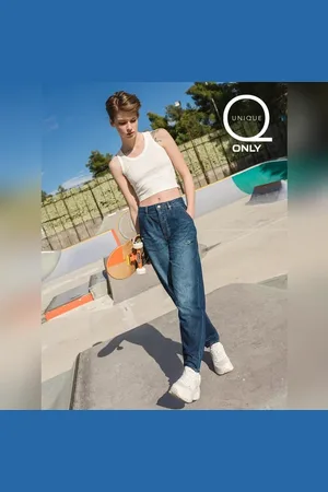ONLY UNIQUE Dark Blue Mid Rise Balloon Fit Jeans