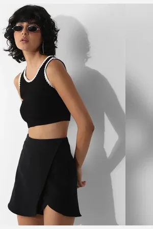 ONLY Black Crop Top