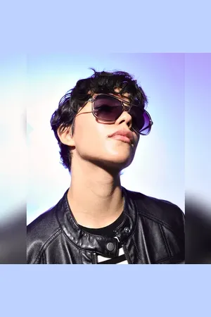 ONLY Golden Framed Sunglasses