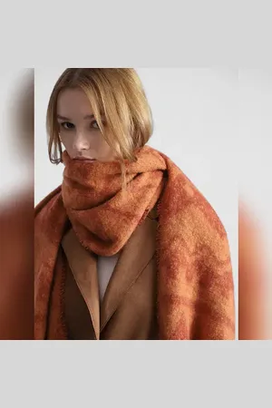 ONLY Orange Printed Fringe Scarf