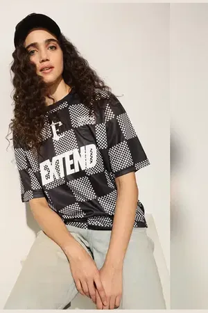 ONLY Black Typographic Print T-shirt