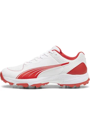 PUMA Spike 24.2 Ultralight Cricket Shoes