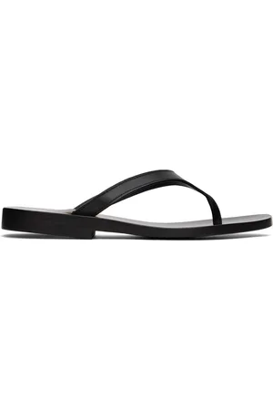 Buy online Solid Slide Flip Flop from footwear for Women by Doubleu for  ₹1389 at 7% off | 2024 Limeroad.com