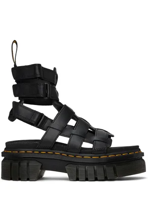 Buy Black Flat Sandals for Women by Flat n Heels Online | Ajio.com
