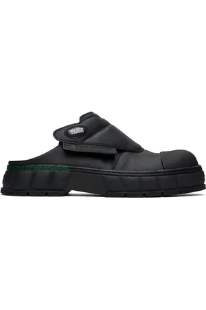 VIRON Black 1990 Corn Sneakers