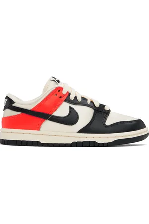 Nike Black & Pink Dunk Low SE Sneakers