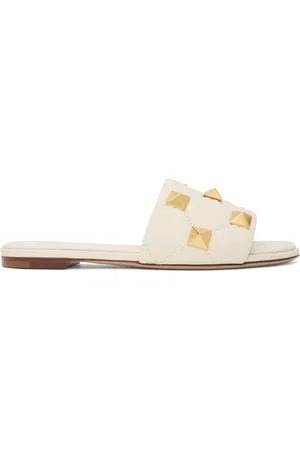 VALENTINO GARAVANI Off-White Roman Stud Sandals