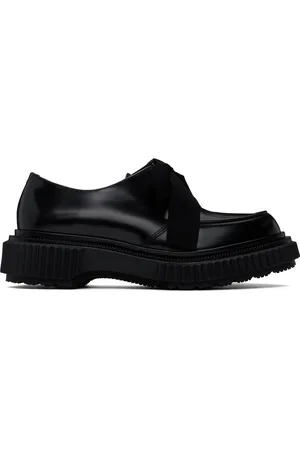 ADIEU PARIS Black Type 205 Derbys