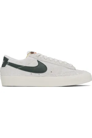 Nike Beige Blazer Low 