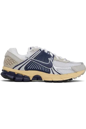 Nike White & Navy Zoom Vomero 5 Sneakers