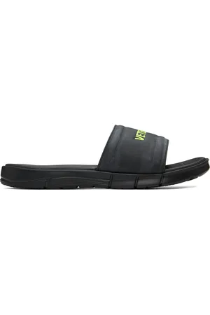 Vetements Black Reebok Edition Logo Pool Slides