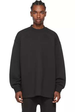 Essentials Men Sweatshirts - Black Relaxed Sweatshirt