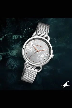 Fastrack Animal Print Quartz Analog Silver Dial Stainless Steel Strap Watch for Girls