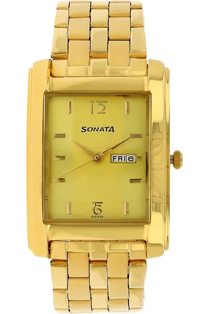 Sonata Quartz Analog with Day and Date Champagne Dial Stainless Steel Strap Watch for Men