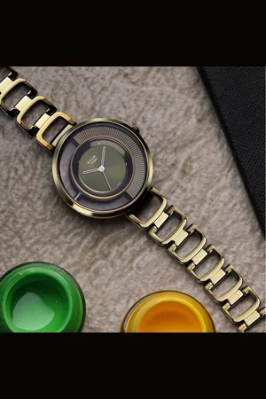 Titan Raga Moments Of Joy Green Dial Women Watch With Metal Strap