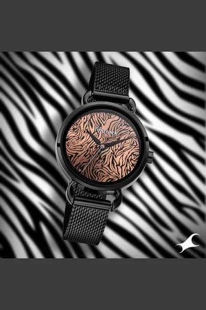 Fastrack Animal Print Quartz Analog Rose Gold Dial Stainless Steel Strap Watch for Girls