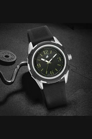 Fastrack Fastfit Quartz Analog Black Dial Silicone Strap Watch for Guys