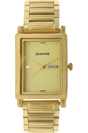 Sonata Quartz Analog with Day and Date Champagne Dial Stainless Steel Strap Watch for Men