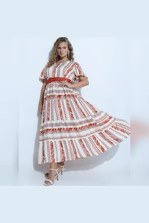 VERO MODA Women Curve Red Geometric Print Maxi Dress, Short Sleeves, V-Neck