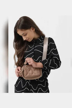 VERO MODA Girls GIRL Black Printed Co-ord Set Shirt, Short Sleeves, Front Open