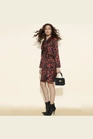 VERO MODA Women Orange Printed Fit & Flare Dress, Long Sleeves, Shawl Collar