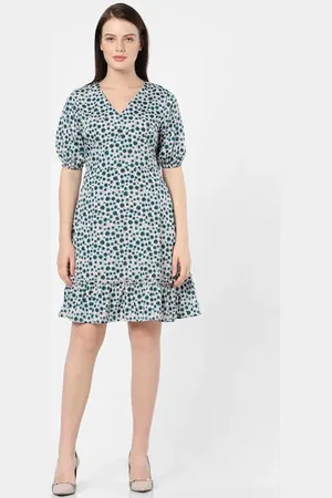 VERO MODA Women Peach All Over Print Dress, Short Sleeves, V-Neck