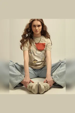 VERO MODA Women Beige Abstract Print T-shirt, Short Sleeves, Round Neck
