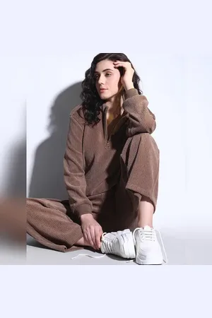 VERO MODA Women Brown Corduroy Co-ord Set Sweatshirt, Long Sleeves, Round Neck