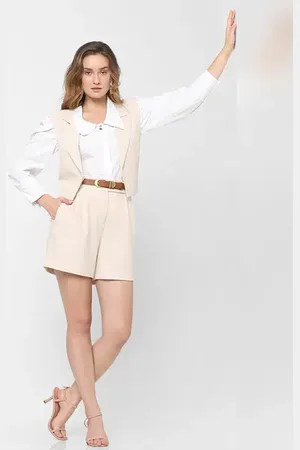 VERO MODA Women Off-White High Rise Co-ord Set Tailored Shorts