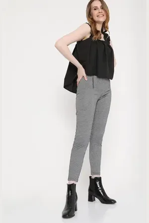 VERO MODA Women Black High Rise Houndstooth Jeggings