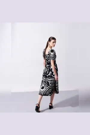 VERO MODA Women Black & White Printed Midi Dress, Short Sleeves, Square Neck